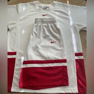 MENS VTG NIKE BASKETBALL OUTFIT